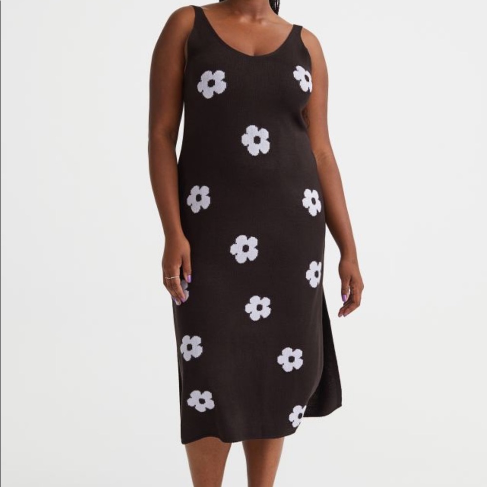 💜 H & M 💜 FLOWER DRESS